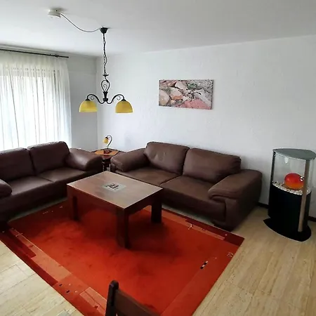 Dhh Meisenweg 28 *